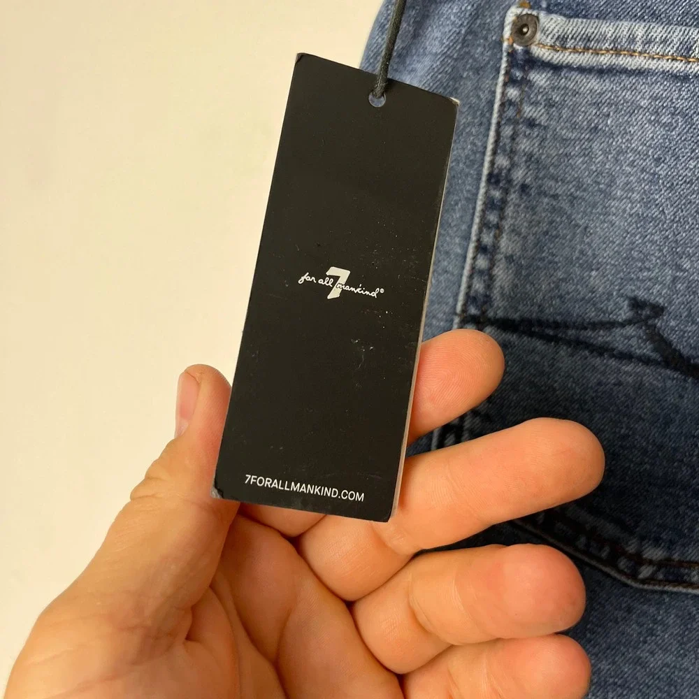 7 For All Mankind sizing reminder